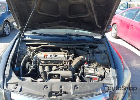 2011 Honda Accord Ex z USA, uszkodzony, nr VIN 1HGCP2F75BA110520